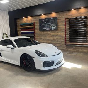 2016 Porsche Cayman GT4